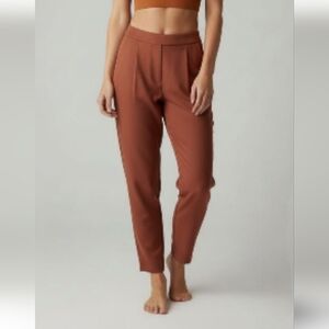 Chic Rust Women's Trousers Size 4